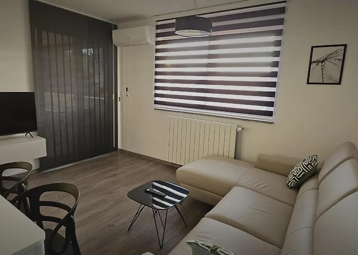 Apartman Mars E-4 *